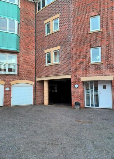 2 Bedroom Flat To Rent In Brennus Place, Chester, CH1