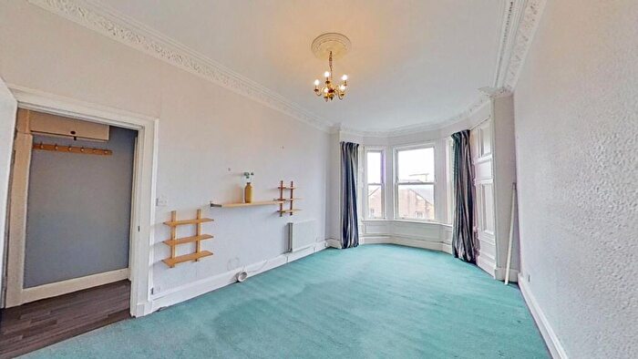 3 Bedroom Flat To Rent In Cadzow Place, Edinburgh, Midlothian, EH7