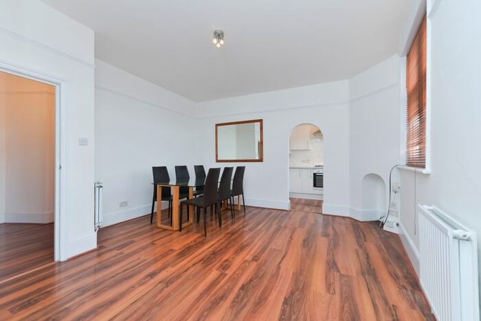 2 Bedroom Flat To Rent In Stroud Green Road, London, N4