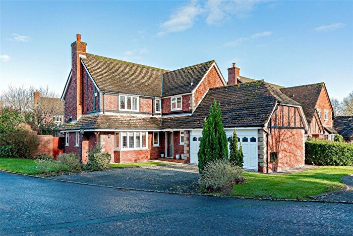 4 Bedroom Detached House For Sale In Rosemoor Gardens, Appleton, Warrington, Cheshire, WA4