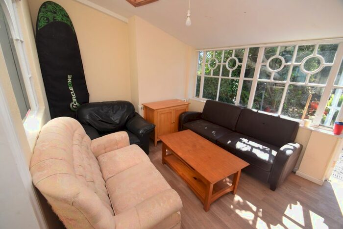 8 Bedroom Terraced House To Rent In Swanpool Street, Falmouth TR11