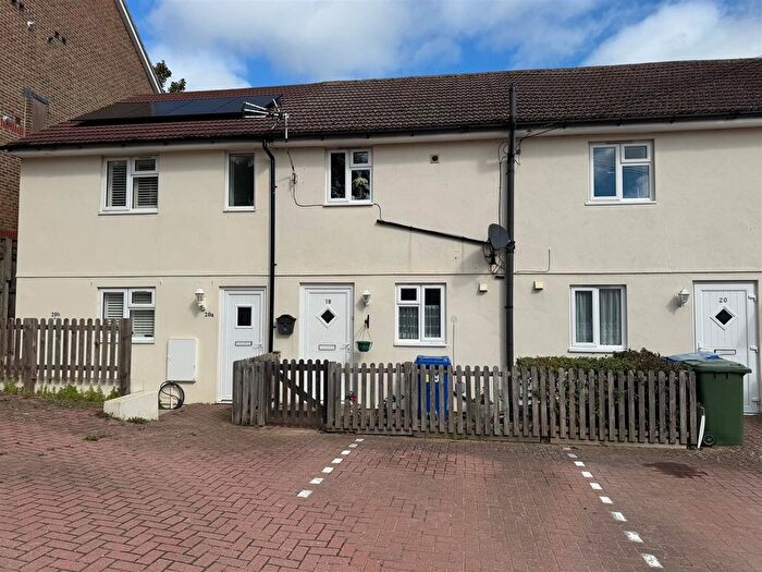 1 Bedroom Flat To Rent In Arthur Street, Sittingbourne, ME10