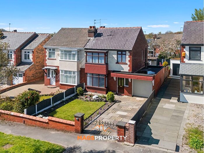 3 Bedroom Semi Detached House For Sale In Birchley Road, Billinge, WN5