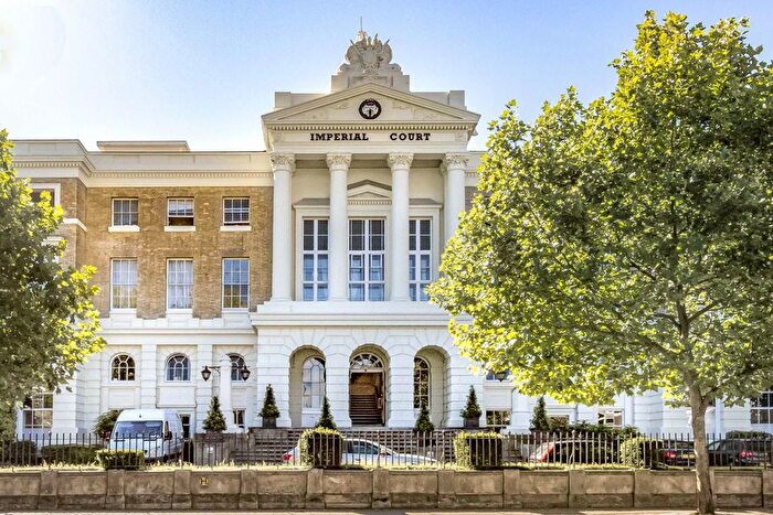 1 Bedroom Flat To Rent In Kennington Lane, London, SE11