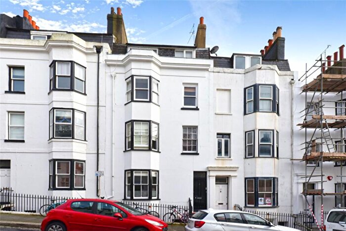 2 Bedroom Maisonette To Rent In Upper Market Street, Hove, BN3