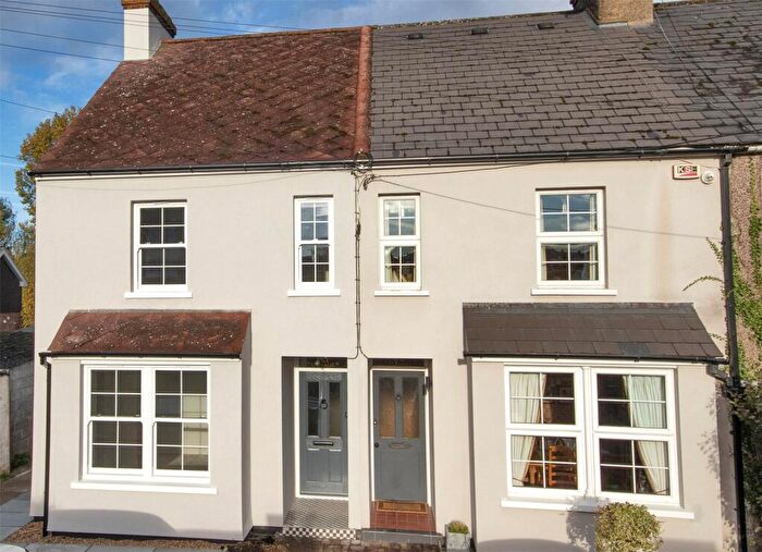 3 Bedroom End Of Terrace House For Sale In The Street, Horton Kirby, Kent, DA4