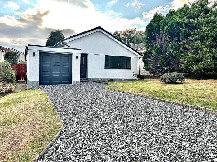3 Bedroom Detached Bungalow For Sale In Croftmoraig Avenue, Moodiesburn, Glasgow, G69