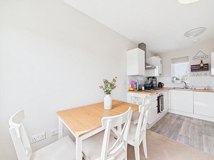 1 Bedroom Apartment For Sale In Queen Street, Horsham, RH13