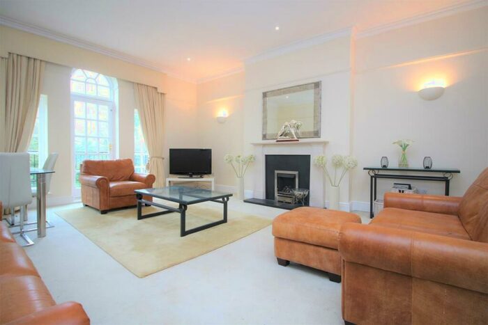 2 Bedroom Flat To Rent In Jesmond Park West, Jesmond, Newcastle Upon Tyne, NE7