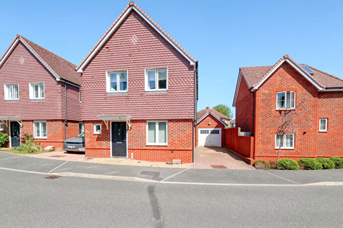 3 Bedroom Detached House For Sale In Kingswood Park, High Wycombe, Buckinghamshire, HP13