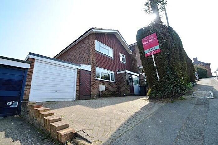 3 Bedroom Detached House To Rent In Bedroom Detached House In Godalming, GU7