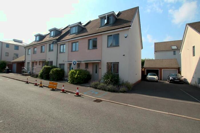 6 Bedroom Property To Rent In Wider Mead, Bristol BS16