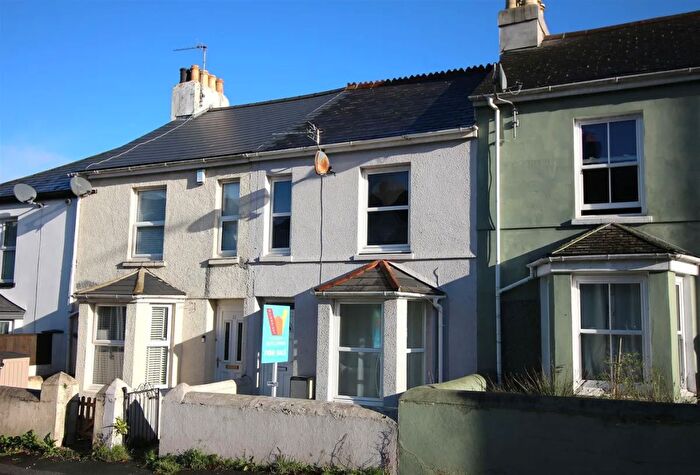 3 Bedroom Terraced House For Sale In North Road, Saltash, Cornwall, PL12