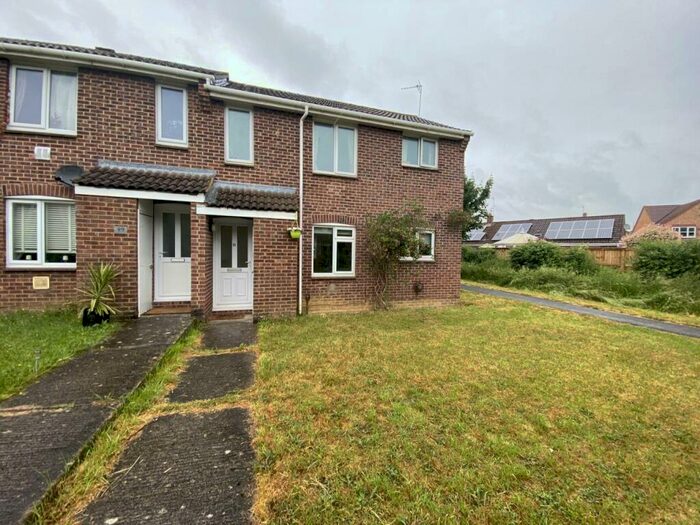 1 Bedroom Flat To Rent In Alderton Way, Trowbridge, Wiltshire, BA14