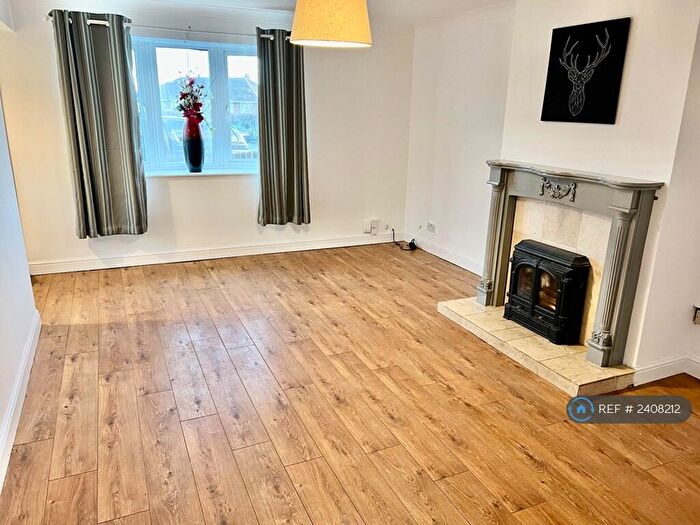 3 Bedroom Semi-Detached House To Rent In Laburnum Road, Mexborough, S64