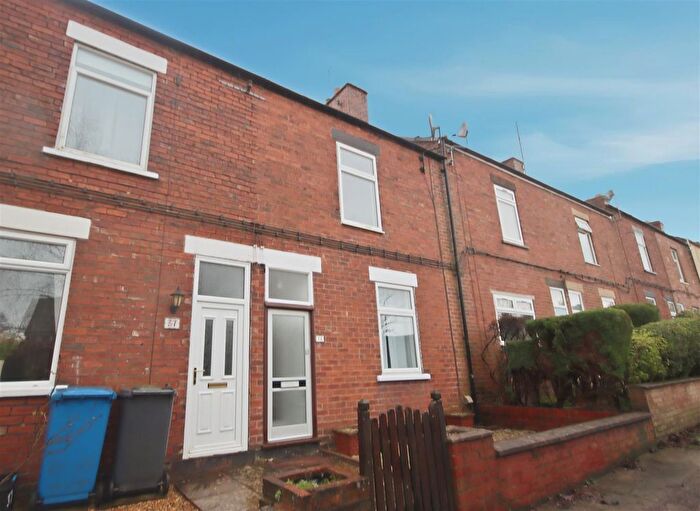 2 Bedroom Terraced House For Sale In Reservoir Terrace, Brockwell, Chesterfield, S40
