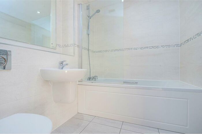 2 Bedroom Apartment To Rent In Lamb Court, London Road, Tetbury, GL8