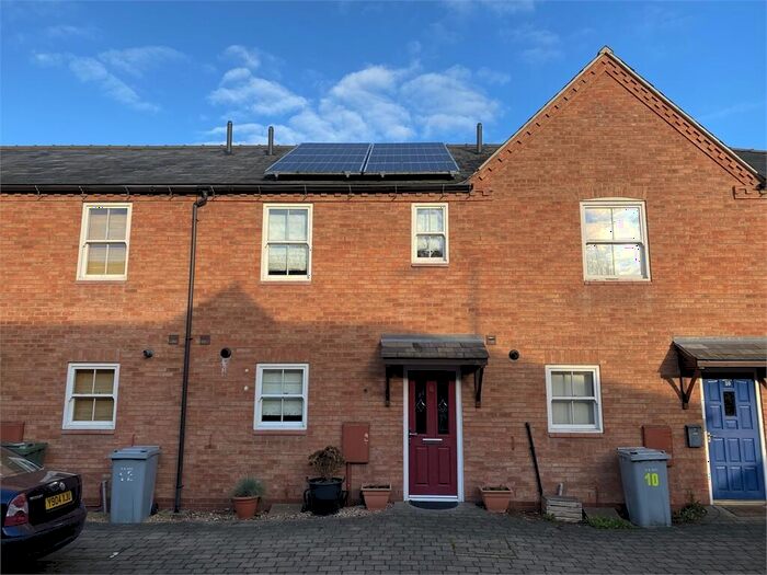 2 Bedroom Terraced House To Rent In Friary Mews, Newark, Nottinghamshire., NG24
