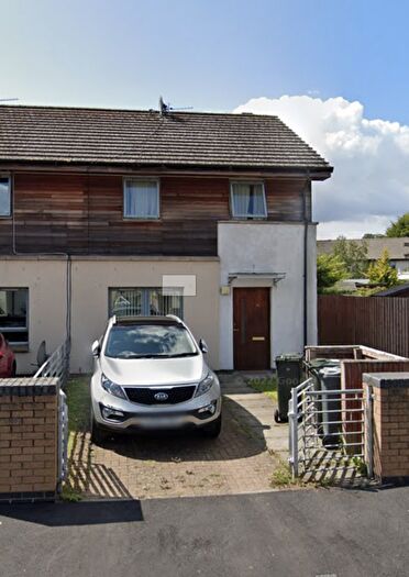 3 Bedroom Property To Rent In Gracemount Drive, Edinburgh, City Of, EH16