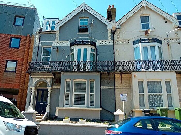 2 Bedroom Flat For Sale In - Wilton Road, Bexhill On Sea, TN40