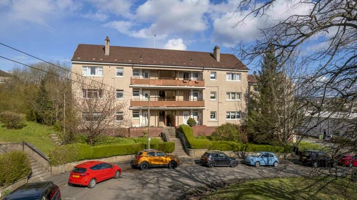 2 Bedroom Flat To Rent In Windhill Crescent, Mansewood, G43