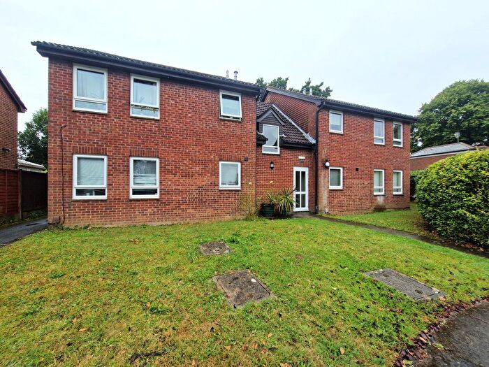 Studio To Rent In St. George Close, Southampton, SO31