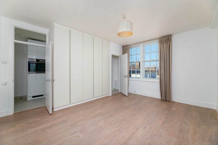 Studio To Rent In Cygnet House, Kings Road, London, SW3