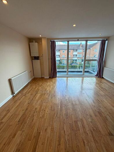 1 Bedroom Flat To Rent In Punam Apartments, A Windsor Close, Northwood, Middlesex, HA6