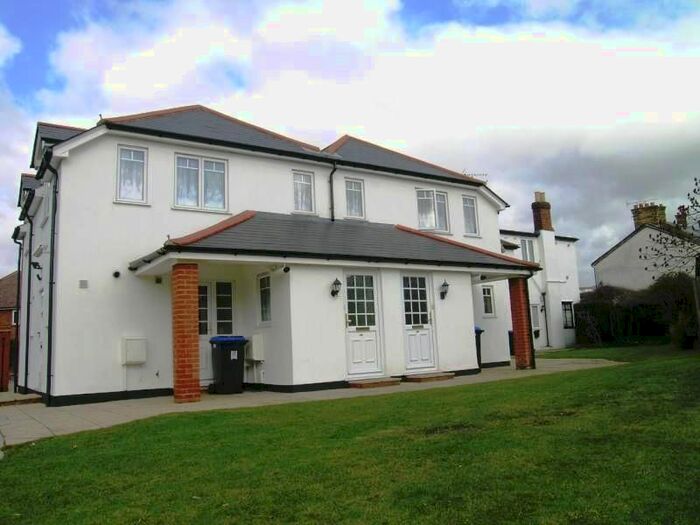 2 Bedroom Maisonette To Rent In Broadway, Knaphill, Woking, Surrey, GU21