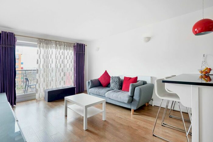 2 Bedroom Flat To Rent In John Harrison Way, London, SE10