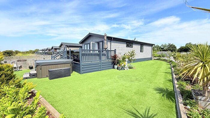 2 Bedroom Mobile Home For Sale In Rookery Manor Lodges, Edingworth Road, BS24