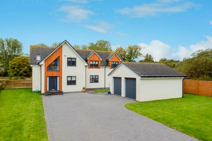 4 Bedroom Detached House For Sale In Mauldslie Castle Orchard, Carluke, Glasgow, ML8