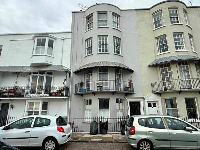 1 Bedroom Flat For Sale In Flat, Spencer Square, Ramsgate, Kent, CT11