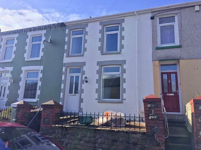 3 Bedroom Terraced House To Rent In School Street, Wattstown - Porth, CF39