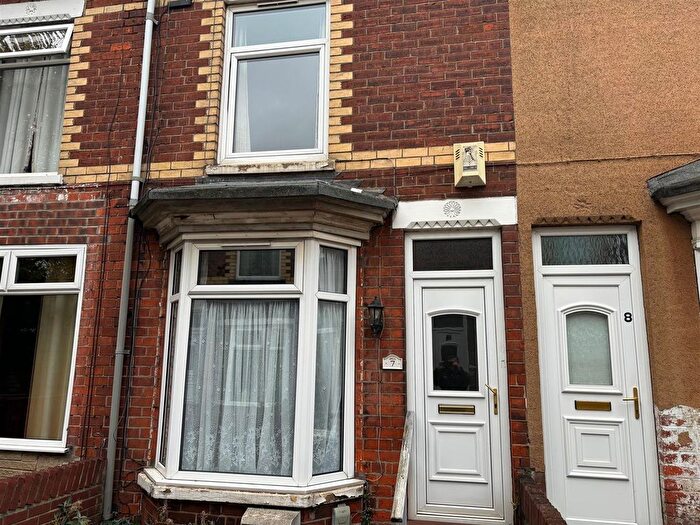 2 Bedroom Terraced House To Rent In Roslyn Avenue, Blenheim Street, Hull, HU5