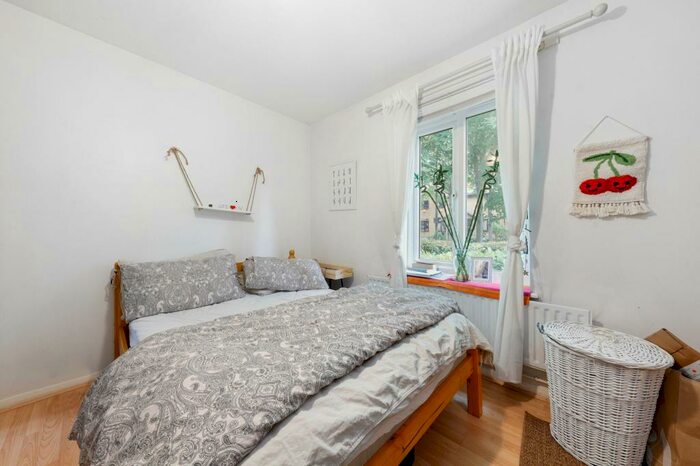 1 Bedroom Flat To Rent In Timber Pond Road, London, SE16