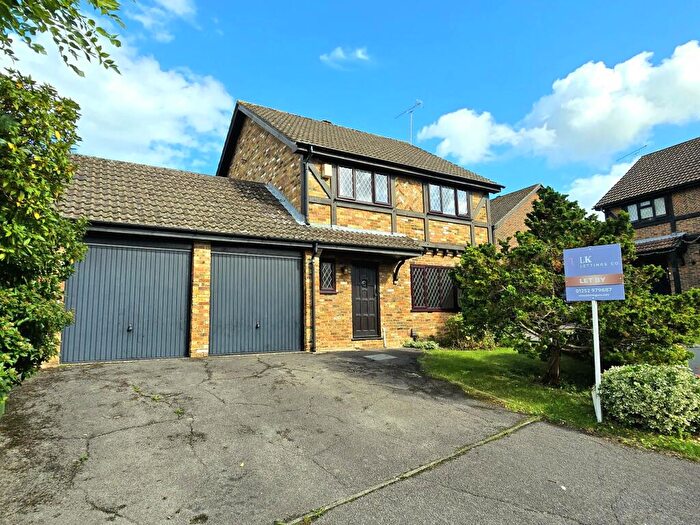 4 Bedroom Detached House To Rent In Baldwin Crescent, Guildford, GU4