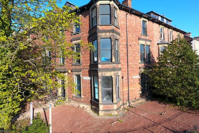 3 Bedroom Flat To Rent In Eslington Road, Jesmond, Newcastle Upon Tyne, NE2