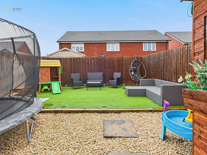 2 Bedroom Semi-Detached House For Sale In Red Marl Way, Warton, Tamworth, B79