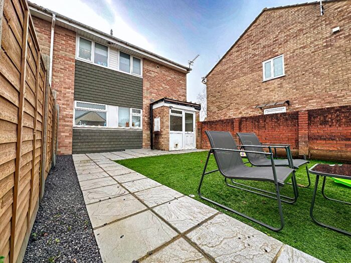 1 Bedroom Maisonette To Rent In Lime Tree Close, Bridgwater, TA6