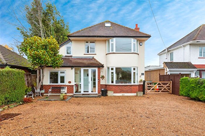 4 Bedroom Detached House For Sale In Marsh Lane, Taplow, Maidenhead, Buckinghamshire, SL6