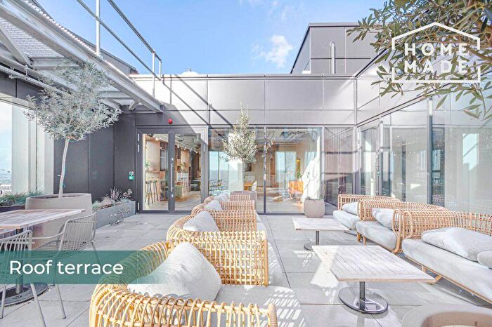 2 Bedroom Apartment To Rent In George Street, Croydon, CR0