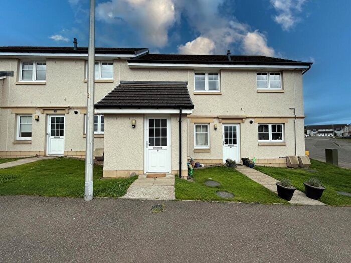 2 Bedroom Flat For Sale In Wade's Circle, Milton Of Leys, Inverness., IV2