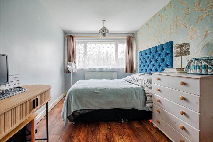 3 Bedroom Terraced House For Sale In Tyne Square, Bletchley, MK3