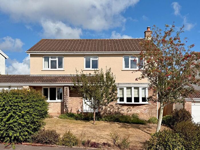 4 Bedroom Detached House For Sale In Porlock Drive, Sully, CF64