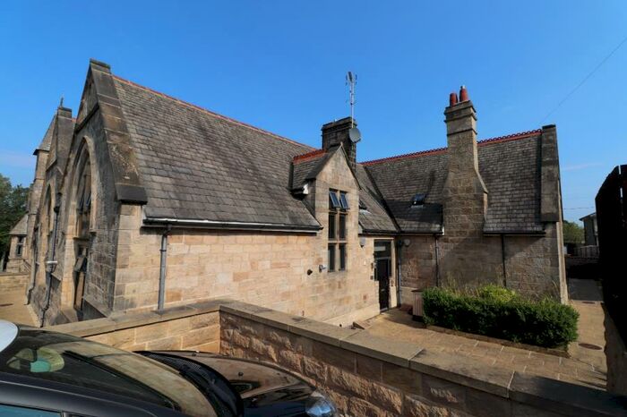 2 Bedroom Mews To Rent In Park Place, Batter Lane, Rawdon, Leeds, LS19