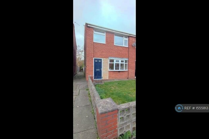 3 Bedroom End Of Terrace House To Rent In Broadfield Grove, Stockport, SK5