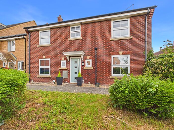 4 Bedroom Detached House For Sale In Thistle Close, Yaxley, PE7