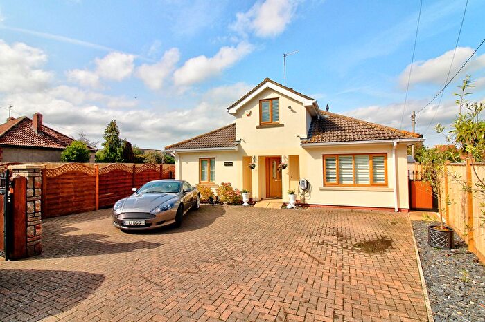 3 Bedroom Detached House For Sale In Bristol Road, Winscombe, BS25