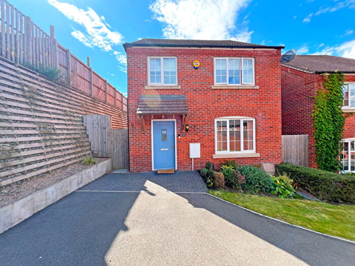 4 Bedroom Detached House For Sale In Hares Lane, Hugglescote, Leicestershire, LE67